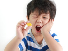 Outsmart Sugar Cravings: Strategies to Help Your Children